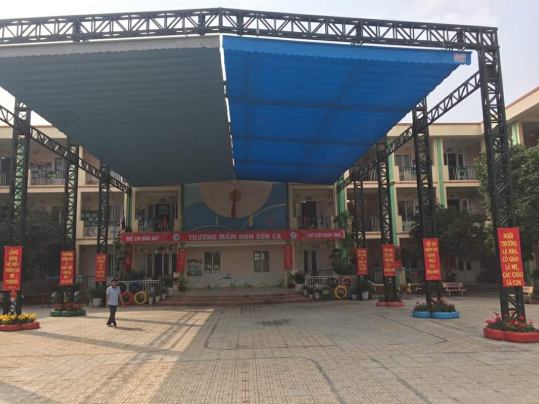 thi-cong-mai-hien-di-dong-ben-cat