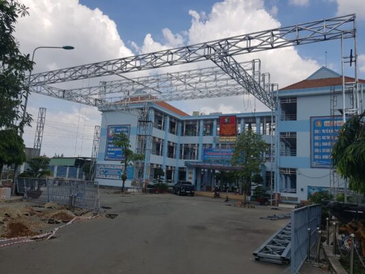 mai-hien-di-dong-truong-hoc