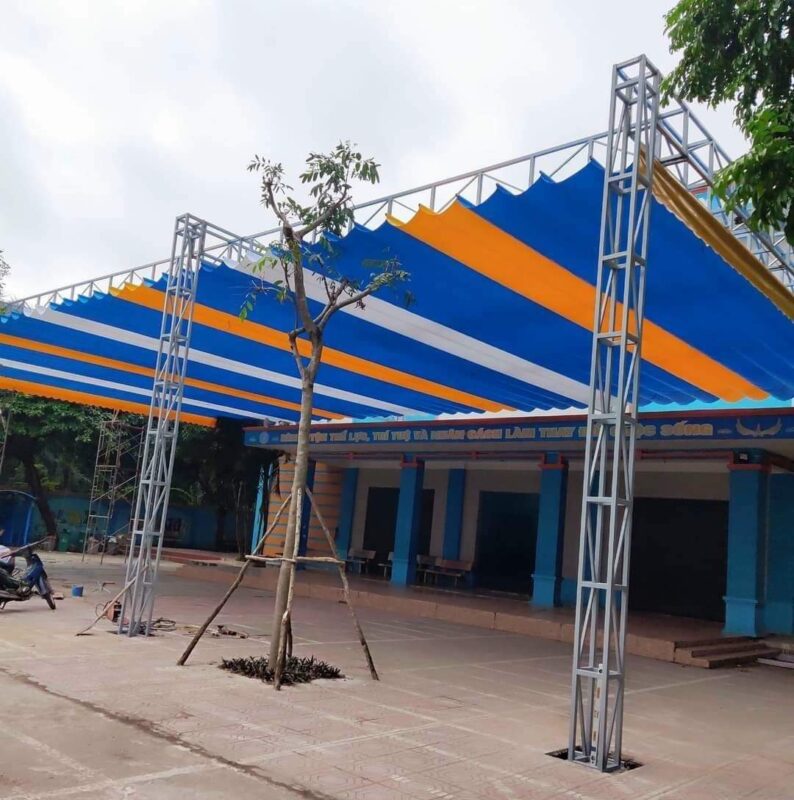 thi-cong-mai-hien-di-dong